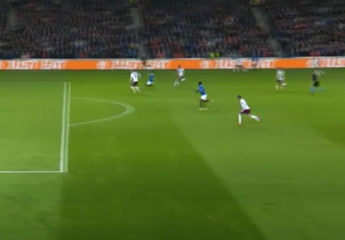 Ianis Hagi, assist în Europa League » Niță, spectator de lux