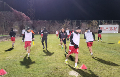 Surpriză la antrenamentul lui Dinamo » Cine i-a luat în primire pe „câini”