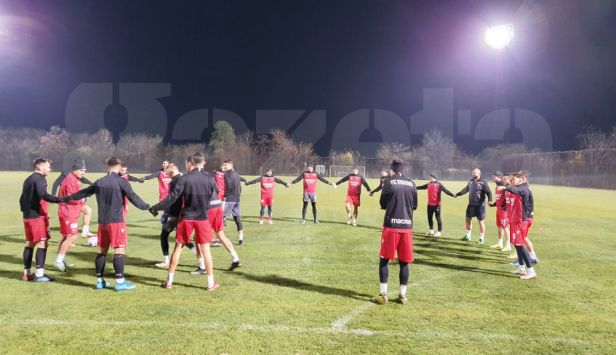 Surpriză la antrenamentul lui Dinamo » Cine i-a luat în primire pe „câini”