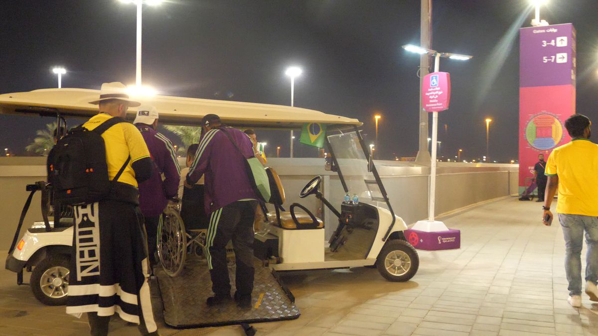 Acces suporteri dizabilități CM Qatar