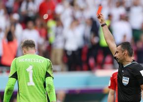 Primul cartonaș roșu de la Campionatul Mondial: fault violent în Țara Galilor - Iran!