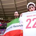 Suporterii Iranianului au oferit momente emoționante la startul meciului cu Țara Galilor de la Campionatul Mondial.