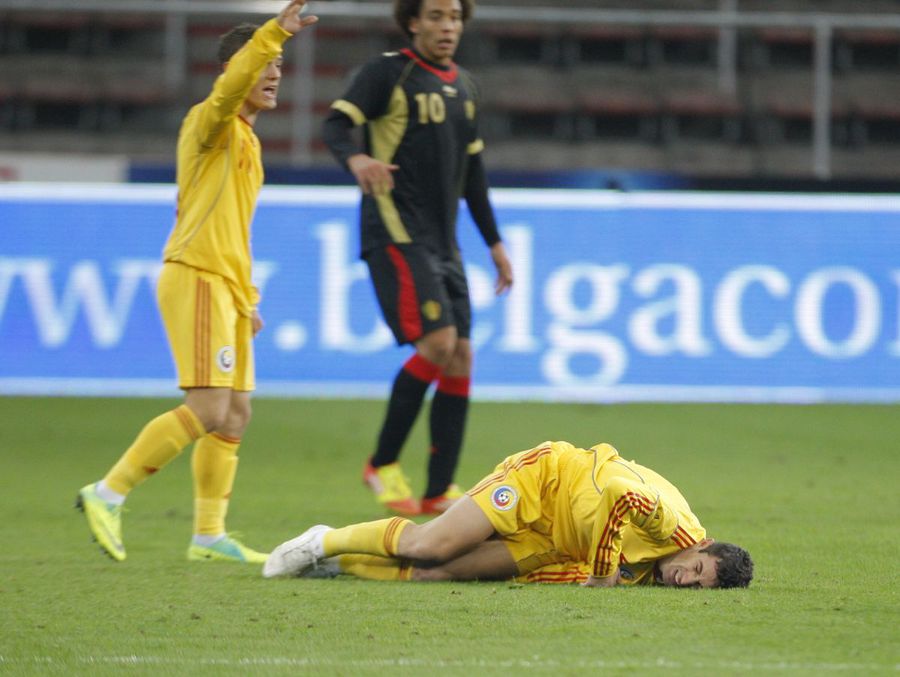 Marian Pleașcă s-a accidentat în amicalul Belgia-România, din 2011. Foto: Arhivă GSP Povestea unei accidentări care a însemnat începutul declinului unei cariere: „Dacă știam că o să mă accidentez nu mi-aș fi dorit să debutez”