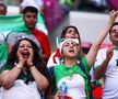 Suporterii Iranianului au oferit momente emoționante la startul meciului cu Țara Galilor de la Campionatul Mondial / Sursă foto: Guliver/Getty Images