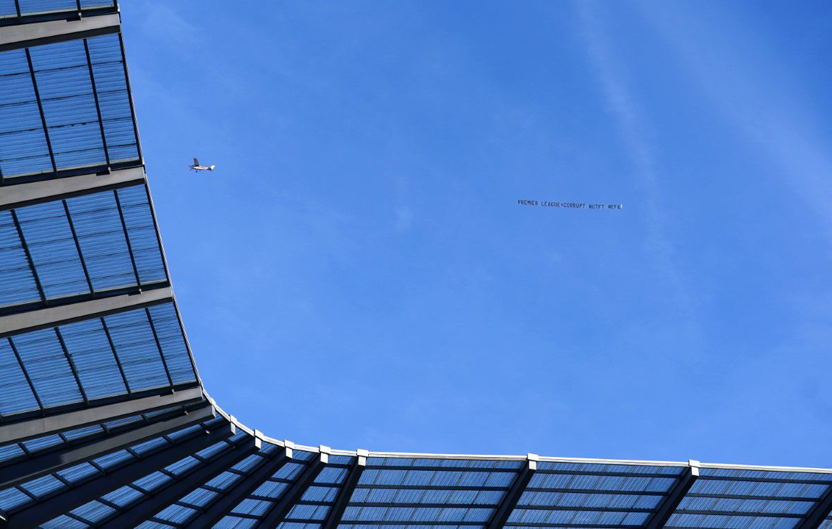 Fanii lui Everton, protest inedit în timpul derby-ului Manchester City - Liverpool