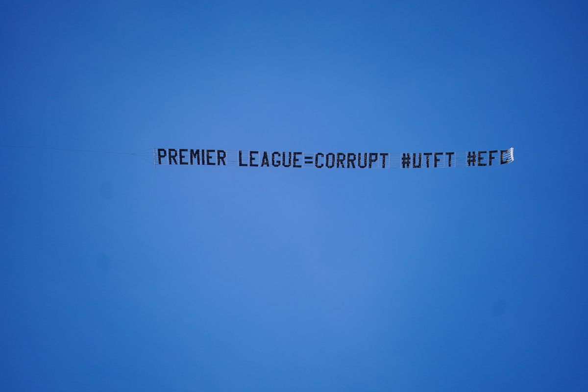 Protest inedit al fanilor lui Everton la Manchester City - Liverpool » Au închiriat un avion care să zboare cu un mesaj deasupra stadionului