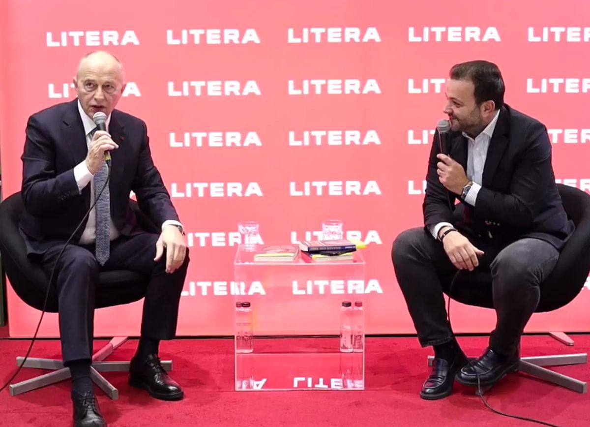 Nume grele din fotbalul românesc s-au îngrămădit la lansarea de carte a rapidistului Mircea Geoană » A fost întrebat dacă va candida la prezidențiale