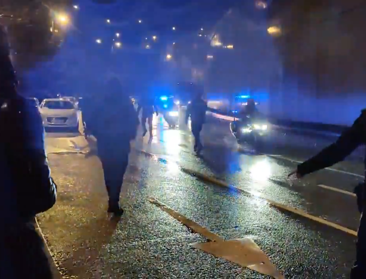 SCENE INCREDIBILE! » Fanii lui Porto au atacat cu torțe autocarul propriei echipe după ultimul meci