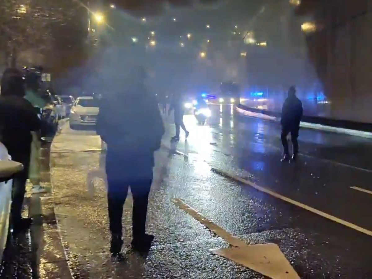 SCENE INCREDIBILE! » Fanii lui Porto au atacat cu torțe autocarul propriei echipe după ultimul meci