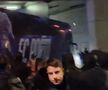 SCENE INCREDIBILE! » Fanii lui Porto au atacat cu torțe autocarul propriei echipe după ultimul meci