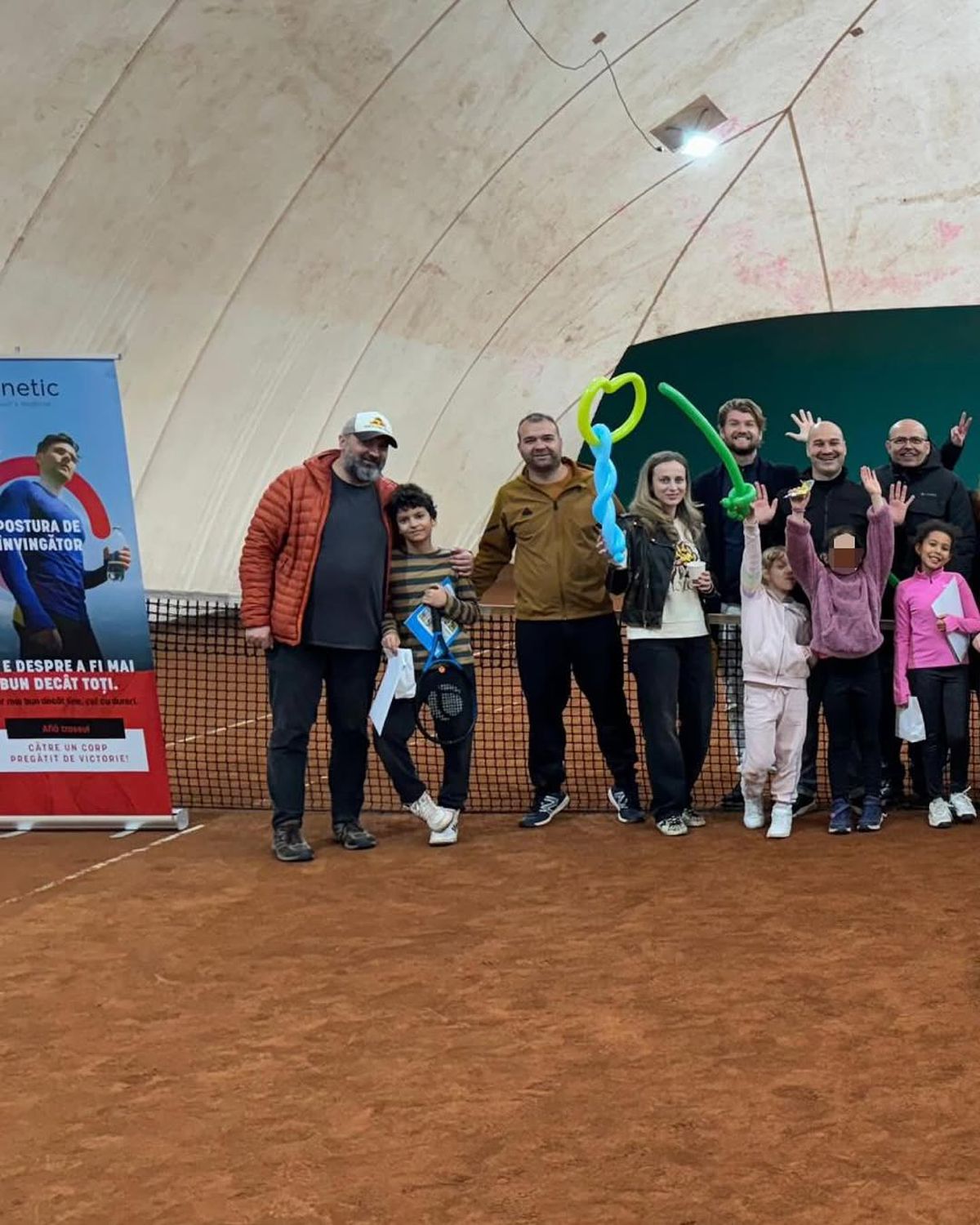 Cum arată „Tennis Club by the Lake”, clubul de tenis deținut de fiul lui Călin Georgescu