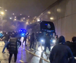 SCENE INCREDIBILE! » Fanii lui Porto au atacat cu torțe autocarul propriei echipe după ultimul meci