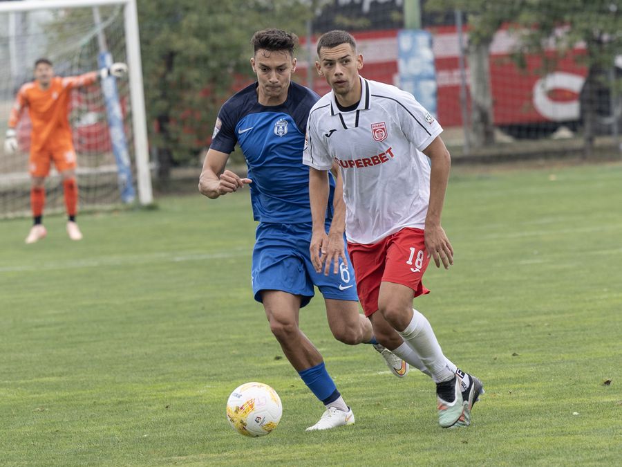 Atacant pentru Dinamo! Propunere-surpriză pentru Nicolescu: „Ți l-am pregătit, îl iei și dă 10 goluri”