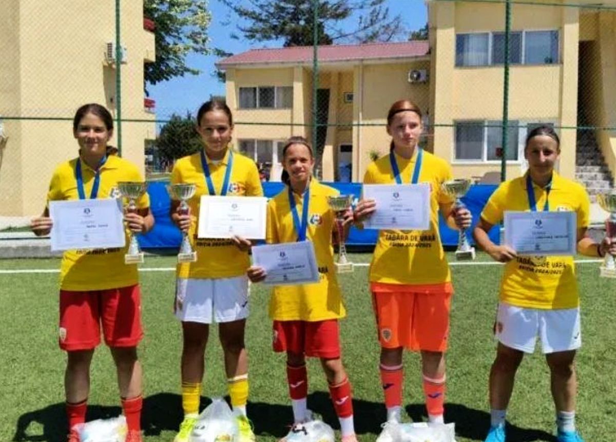 Tatăl are sute de meciuri în primele două ligi ale României, fiica tocmai ce a fost convocată la națională: „S-a încăpățânat să meargă la fotbal! E un dar de la Dumnezeu”