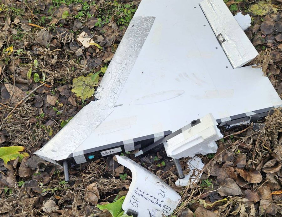 „Suntem nebuni cu toții!” » Adrian Porumboiu, caustic după ce o dronă rusească s-a prăbușit la Vaslui: „Mi-a spus șoferul să mă adăpostesc...”