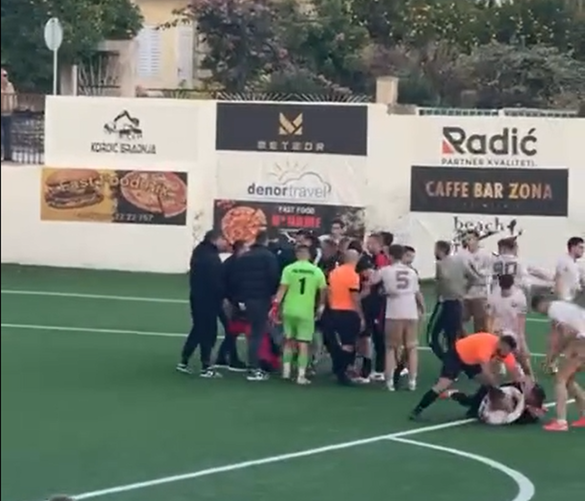 Bătaie generală în Croația!