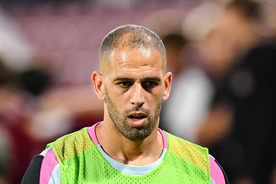 Blocat în Gruia » De ce nu renunță CFR Cluj la Islam Slimani