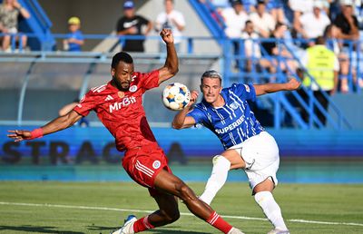 Și-a reziliat contractul și a depus memoriu la FIFA » Clubul din Superliga riscă interdicția la transferuri