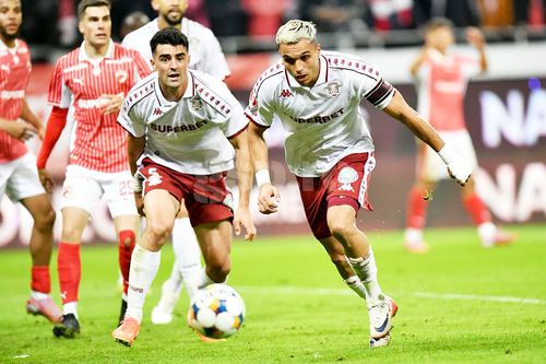 Rapid și Dinamo sunt, pentru moment, în top 4 // foto: GSP