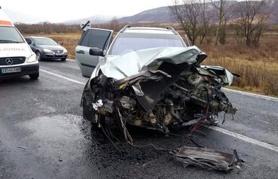 FOTO Cristi Bobar, implicat într-un accident grav de circulație: „E o minune de Crăciun că mai trăiesc”