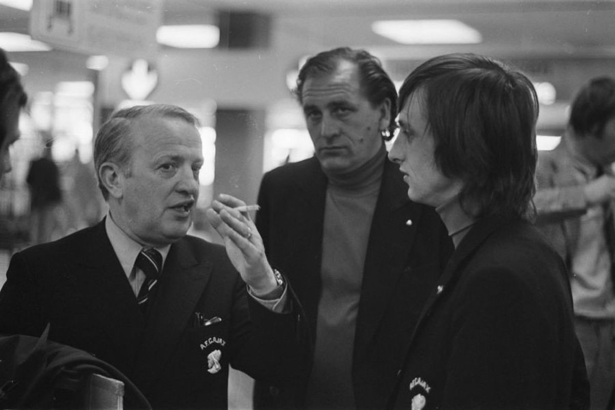 RETRO GSP 48 de ani de la publicarea unui interviu antologic » Piști Covaci despre Cruyff: „Luminile din baruri întunecă mintea în fața porții adverse!”