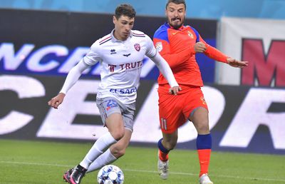 Întrebat care a fost jucătorul român al anului în Liga 1, Mirel Rădoi a surprins: „Dintre ei 2 aș alege”