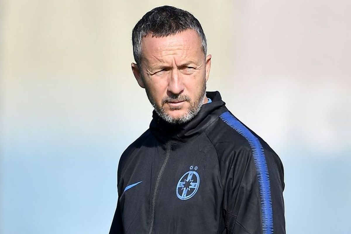 Mihai Stoica a alcătuit „11”-le ideal din Liga 1, fără jucători de la FCSB » Alegerile lui MM: „El e Hakimi al României”