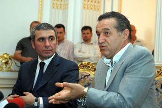 Becali l-a îmbogățit pe Hagi: ce prag incredibil au atins transferurile de jucători realizate de cei doi patroni » Averea virată de FCSB în contul Farului