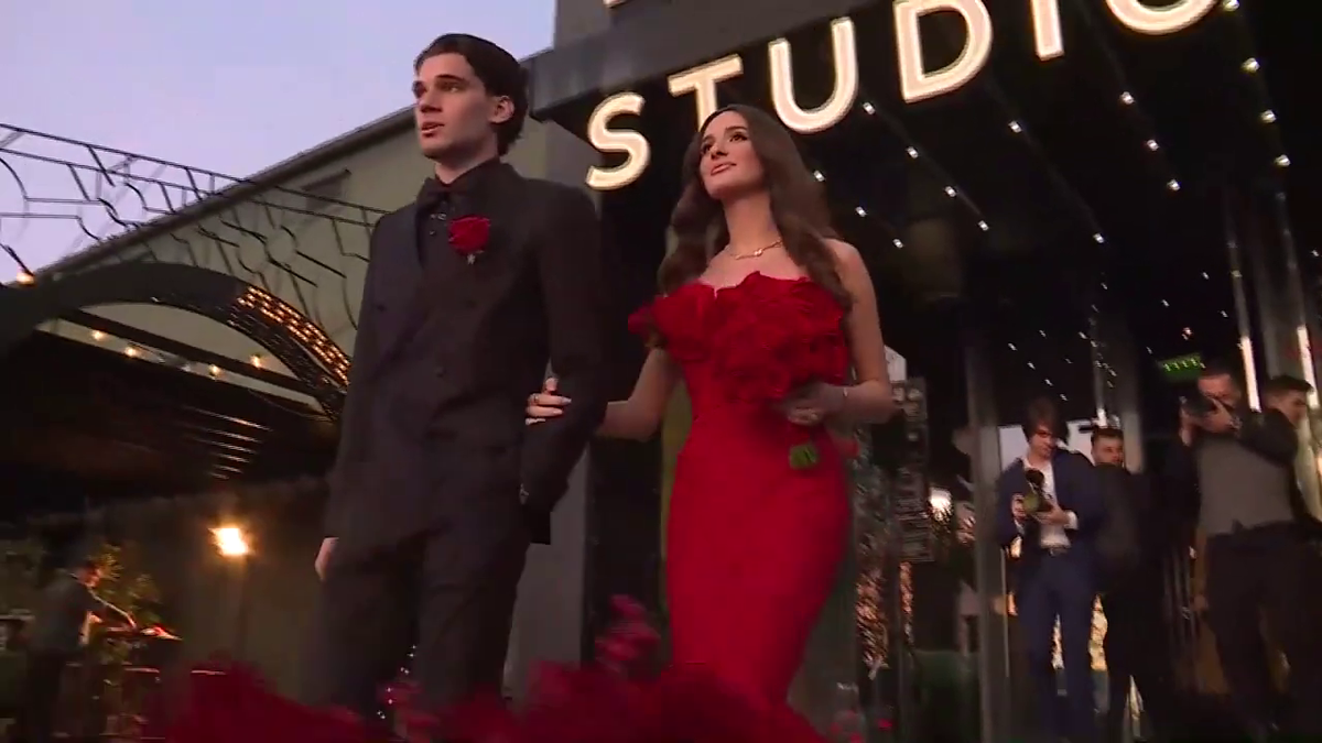 „Cum te-a cucerit Ianis?” » Gestul reflex făcut de nora lui Gică Hagi în fața jurnaliștilor