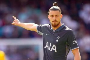 Trei argumente în apărarea lui Radu Drăgușin, după criticile primite la Tottenham