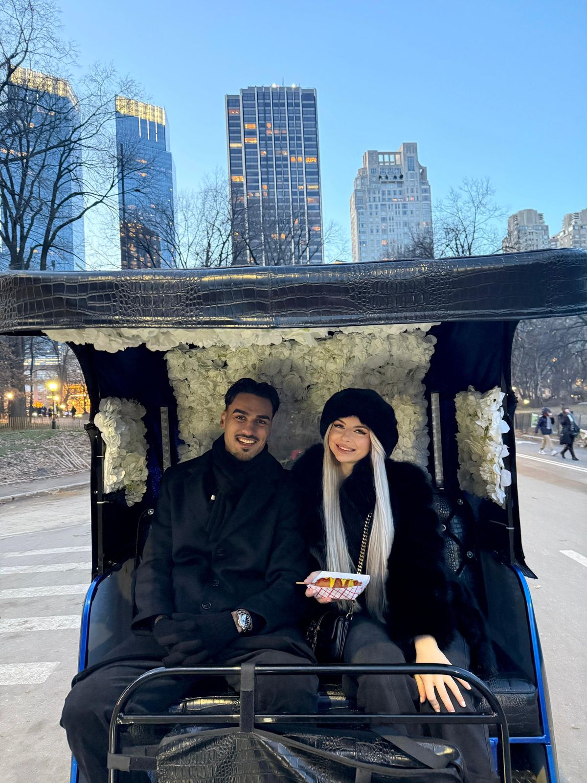 Plaje exotice vs bradul tradițional » Fotbalul românesc s-a împărțit de Crăciun: imagini din vacanță