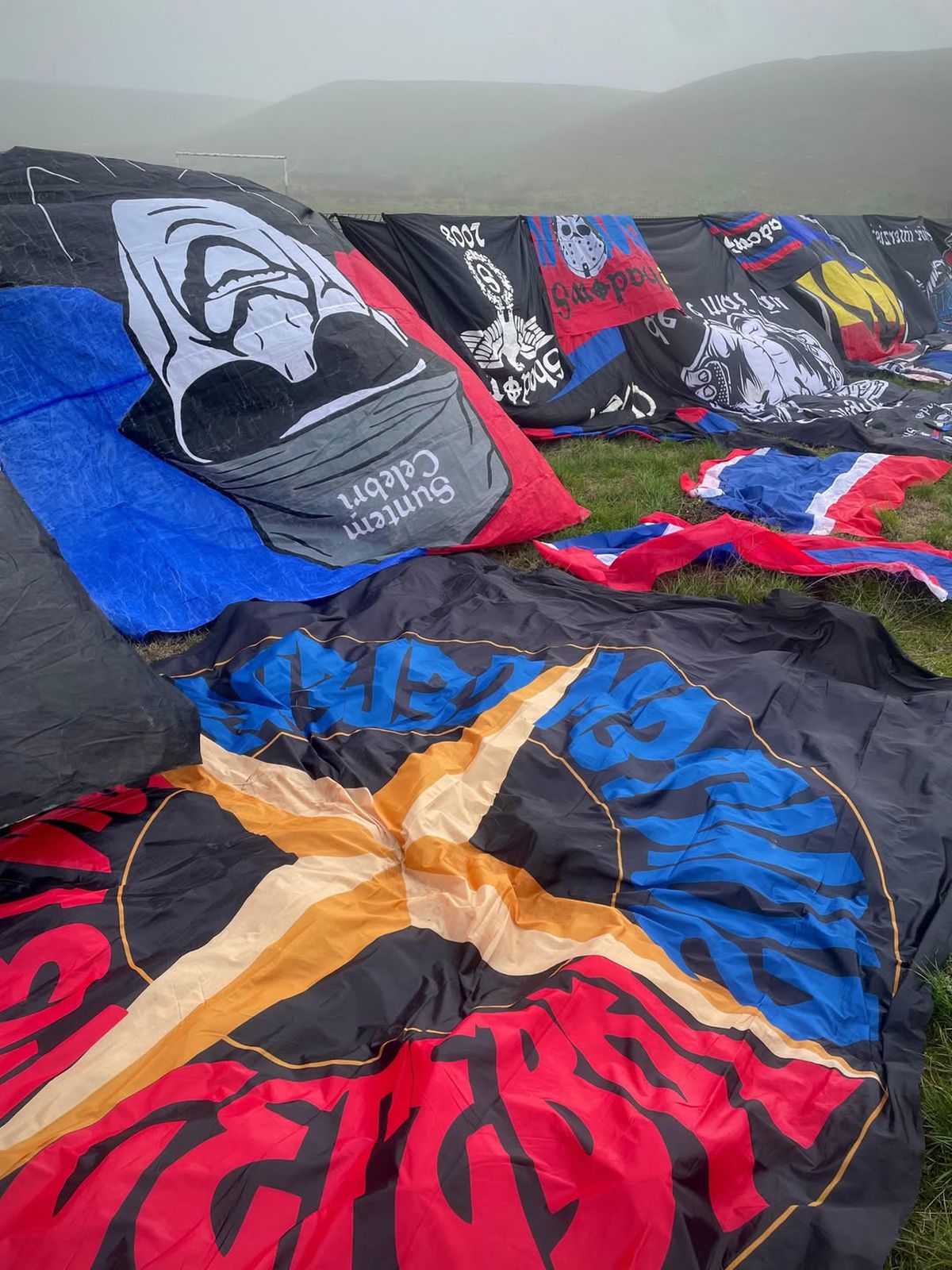 Lovitură în lumea ultras! Peluza Sud Steaua a capturat un banner important din PCH după o urmărire ca în filme