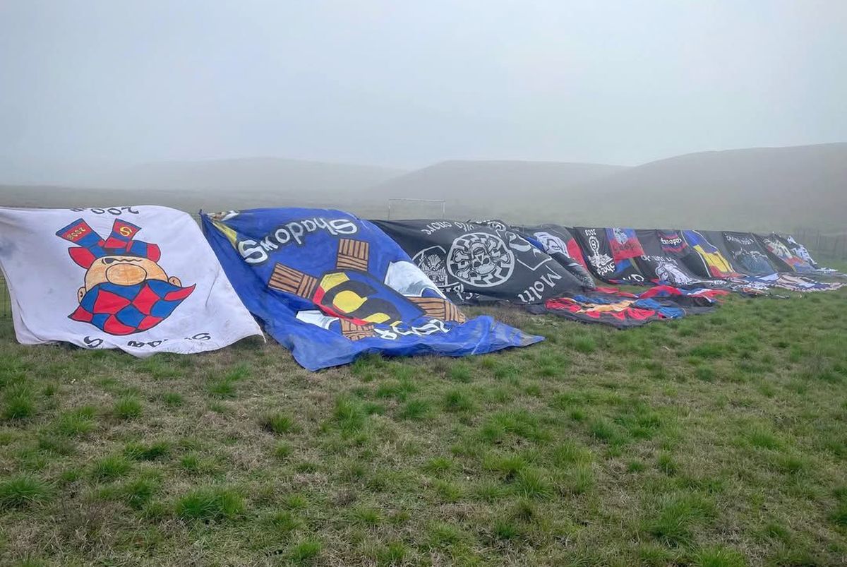 „Ați fost celebri” » Cutremur de Crăciun pe scena ultras din România! „Câinii” și-au etalat „prada” pe câmp, steliștii au reacționat