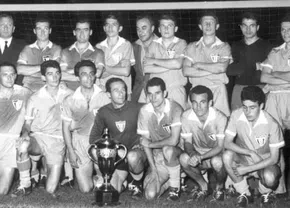 ?apca pe Cup? » O incursiune altfel printr-o parte din istoria echipei de fotbal Universitatea Cluj