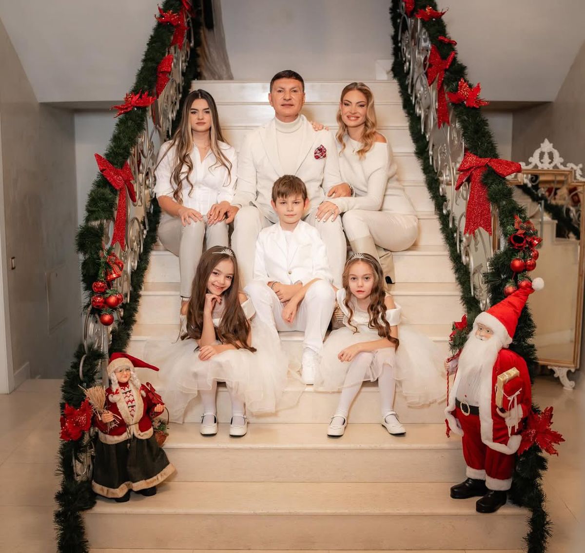 Plaje exotice vs bradul tradițional » Fotbalul românesc s-a împărțit de Crăciun: imagini din vacanță