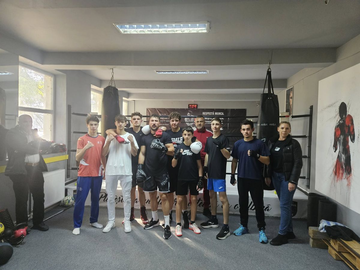 Puștiul cu pumni de aur din boxul românesc: „N-am zis niciodată «Nu mai pot» sau «Nu mai vreau». Când intru în ring, sunt în transă”