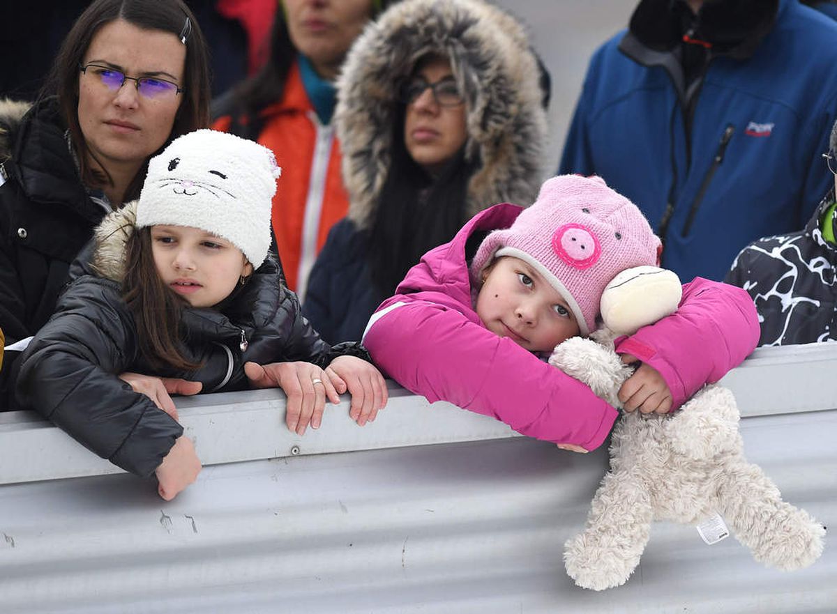 FOTO // Cupa Mondială la sărituri cu schiurile și-a desemnat câștigătorii » Etapele din weekend s-au desfășurat la Râșnov