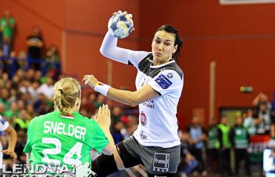 CSM BUCUREȘTI // EXCLUSIV Totul pleacă de la bani? Explicațiile colapsului incredibil de la CSM