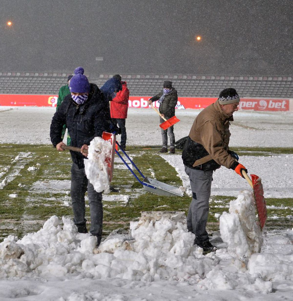 FC Argeș, trei achiziții într-o zi » Fotbaliștii au fost prezentați oficial