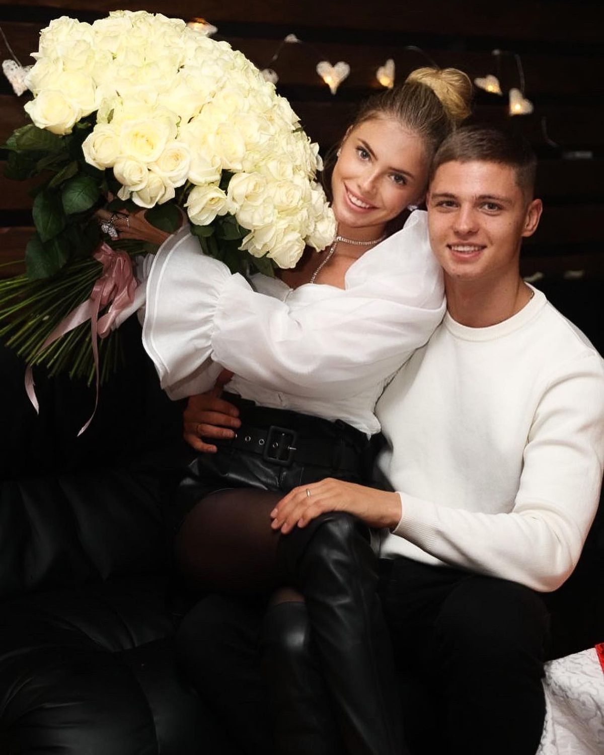 Arda Turan, intimidat de sex-simbolul Ucrainei » A fost ironizat imediat: „Îi este frică! Ochii lui sunt ațintiți asupra soției”