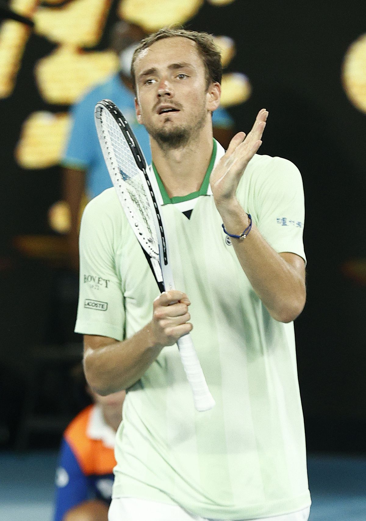 Daniil Medvedev e în semifinalele Australian Open, după 0-2 la seturi și peste 4 ore de luptă » Derapaj în setul 4: „Cât de prost să fie? Idiotul!”