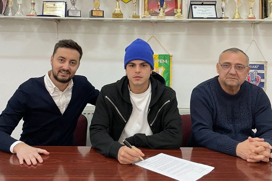 Fotbalistul cumpărat la 16 ani de Inter Milano de la Dinamo a semnat în Liga 1