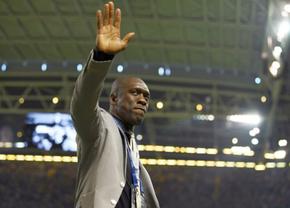 Marele Seedorf pune umărul pentru cluburile amatoare > Olandezul susține startup-ul italian Golee, care caută finanțare prin platforma românească SeedBlink