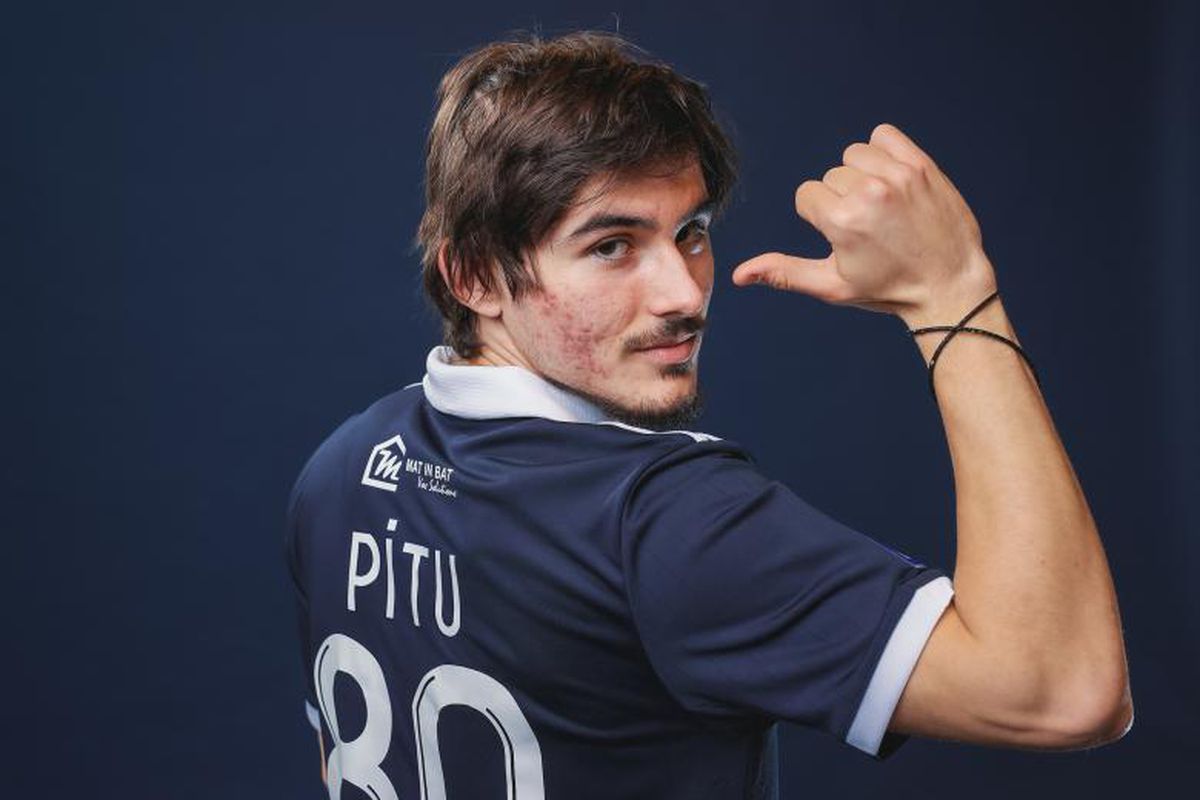 Alexi Pitu, prezentat oficial la Girondins de Bordeaux