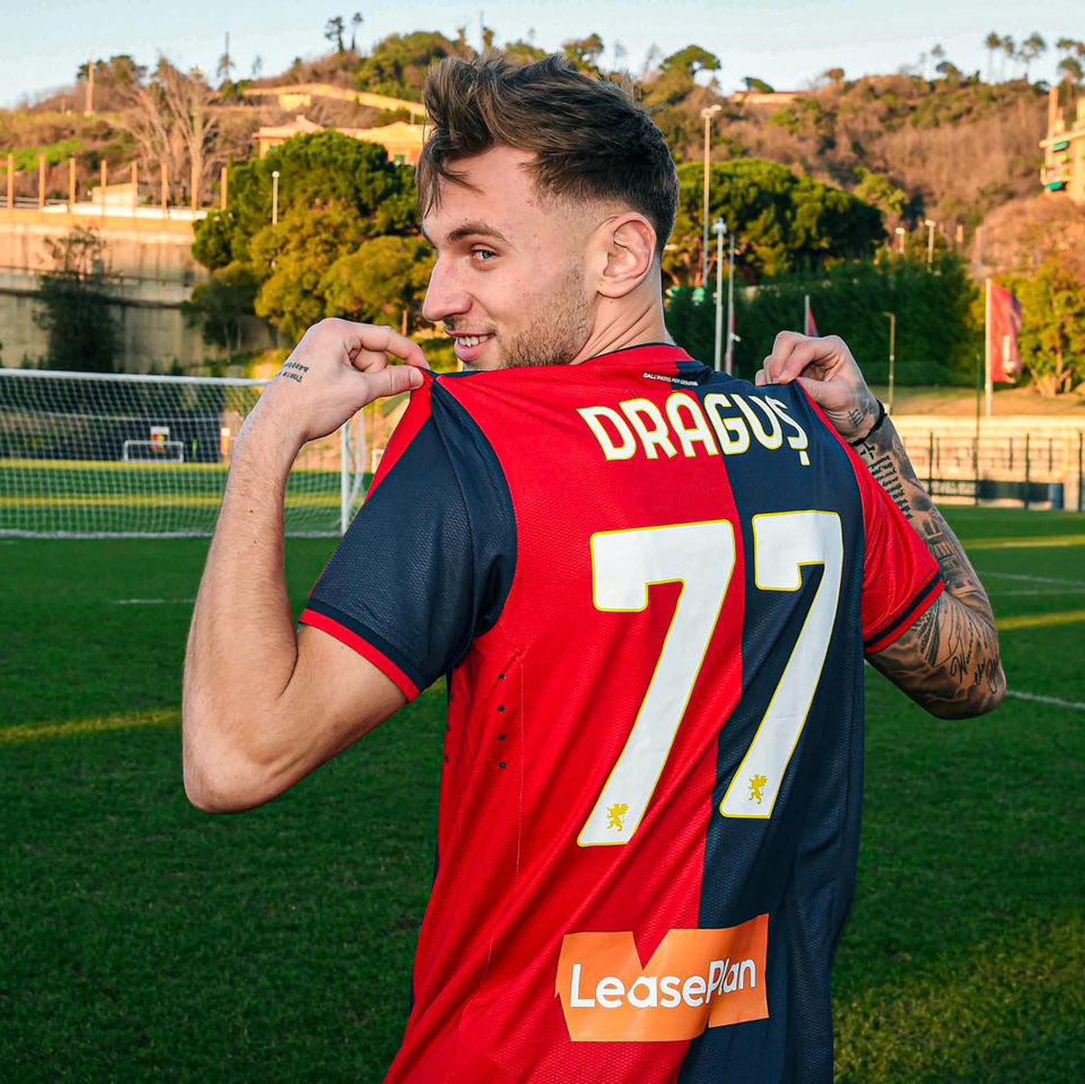 Denis Drăguș, prezentat oficial la Genoa