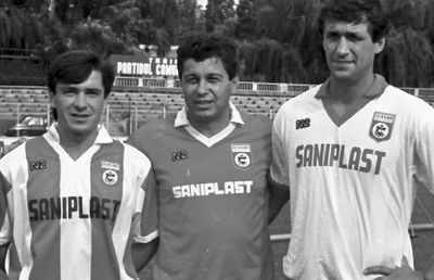 Lecția de istorie » 5 mari curiozități înaintea derby-ului Dinamo - Rapid: ziua în care Lucescu le-a suflat titlul giuleștenilor + care a fost apogeul rivalității