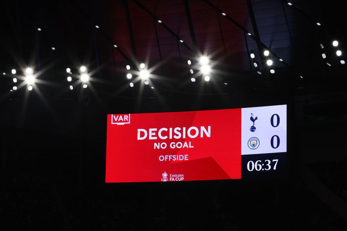 Drăgușin, martor la eliminarea lui Tottenham din Cupa Angliei » Manchester City s-a impus printr-un gol contestat