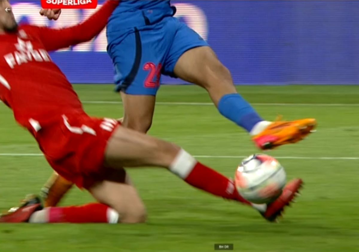 Florin Tănase: „«Soft» penalty? Așa au fost și pe la Cluj și pe la Rapid. Să nu mai comenteze!”