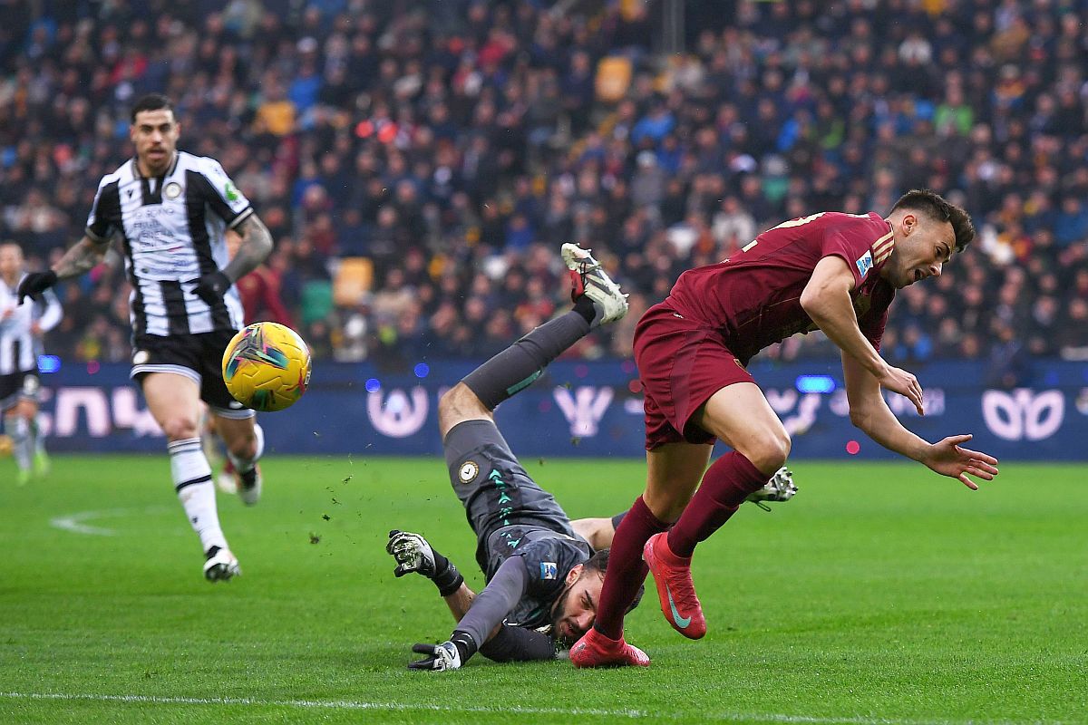 Cum s-a descurcat Răzvan Sava în Udinese - AS Roma