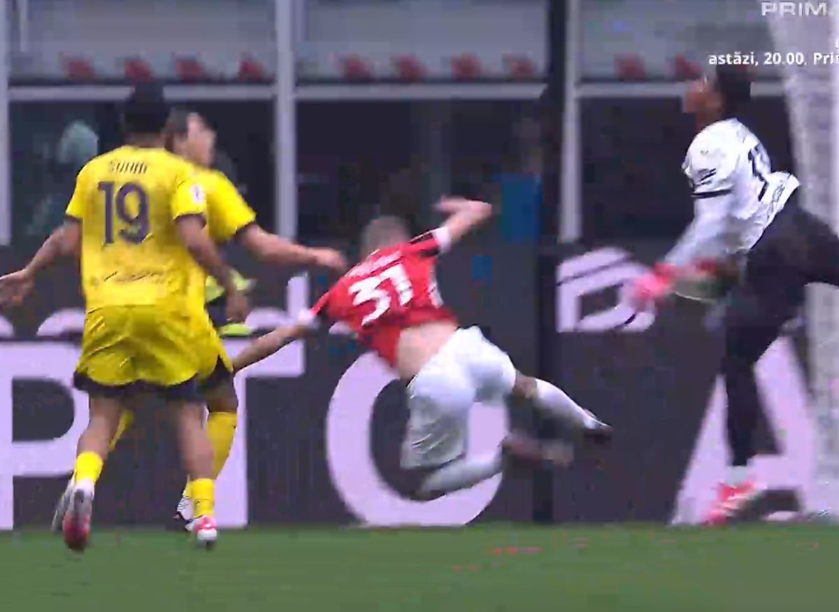 Gafă ca în curtea școlii în AC Milan - Parma » Cum a provocat portarul Suzuki un penalty